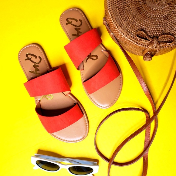 🚨ON SALE//The Estrella// blood orange sandal - Picture 3 of 6